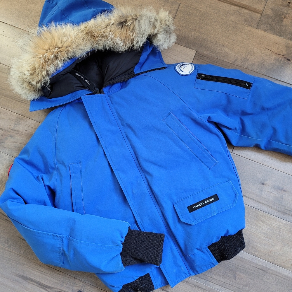 Canada Goose PBI Bomber winter jacket unisex youth medium (10-12 years)